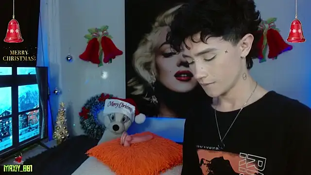 maxiy 001 online show from 12.20.25