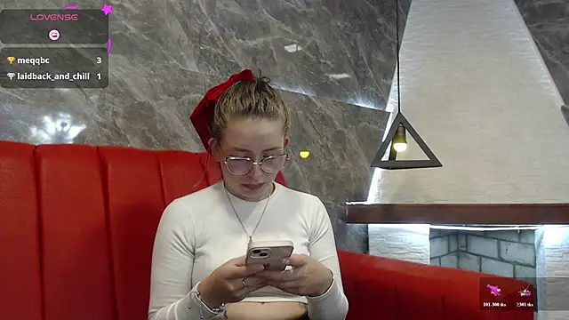 Snapshot of _isaabellaa chatting on 03.06.25 isaabellaa online show from 03.06.25