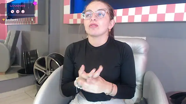 Snapshot of _isaabellaa chatting on 03.13.25 isaabellaa online show from 03.13.25