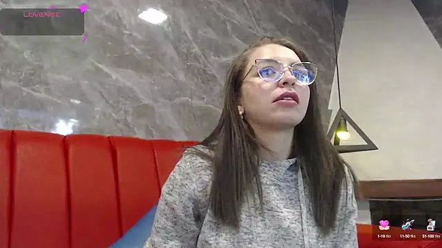 Snapshot of _isaabellaa chatting on 03.15.25 isaabellaa online show from 03.15.25