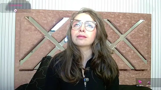 Snapshot of _isaabellaa chatting on 06.23.26 isaabellaa online show from 06.23.26