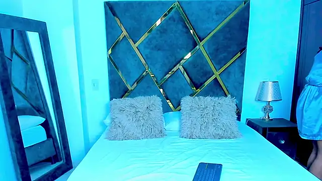 Criss Ariana online show from 01.22.25