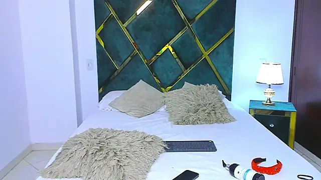 Criss Ariana online show from 02.10.25