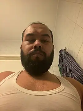 Snapshot of malout123J chatting on 03.15.26 malout123J online show from 03.15.26