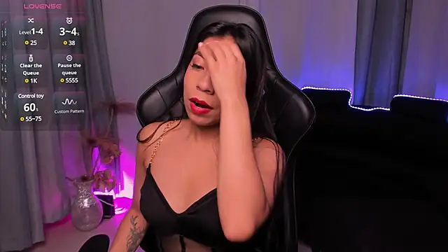 Mia Gothzx online show from 12.23.24