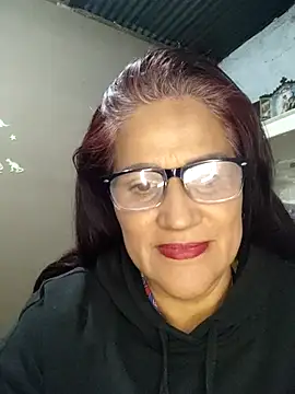 Edged Hot69 online show from 11.05.25