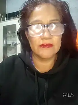 Edged Hot69 online show from 11.06.25