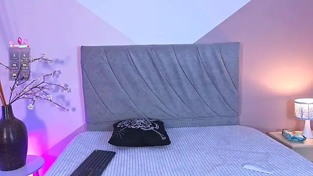 miaablack online show from 11.09.25