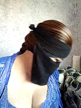 Cat Sharisa online show from 11.09.25