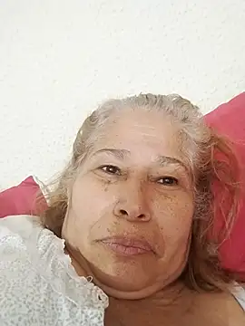 girl amada online show from 10.16.25