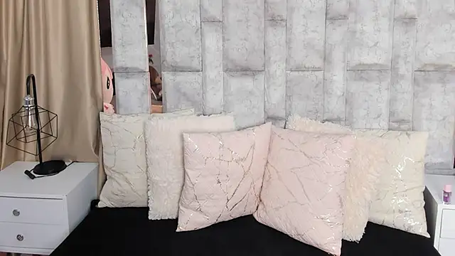 karol noa online show from 09.09.25