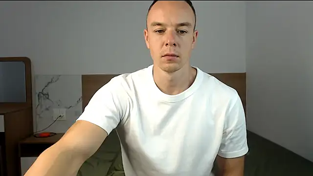 Snapshot of heilgarbest chatting on 10.04.25 heilgarbest online show from 10.04.25