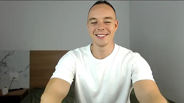 Snapshot of heilgarbest chatting on 10.12.25 heilgarbest online show from 10.12.25