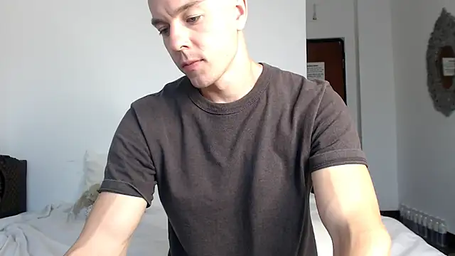 Snapshot of heilgarbest chatting on 07.20.26 heilgarbest online show from 07.20.26