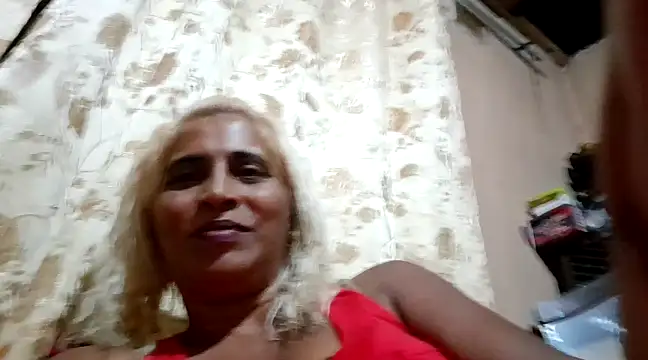 Goodgirlsue 77 online show from 03.03.25