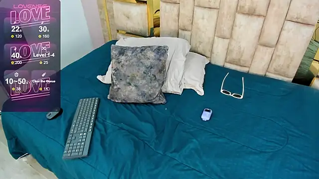 Maisondavis  online show from 12.07.24