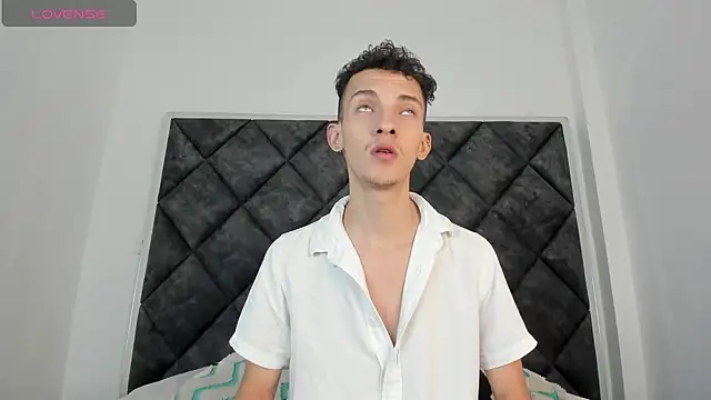 Maisondavis  online show from 12.30.24