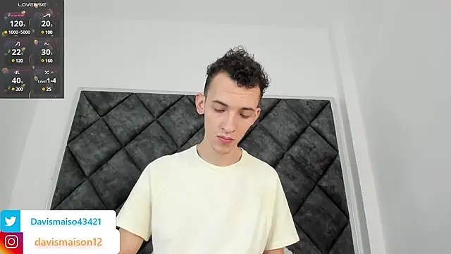 Maisondavis  online show from 01.07.25