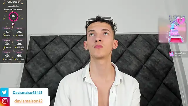 Maisondavis  online show from 01.08.25