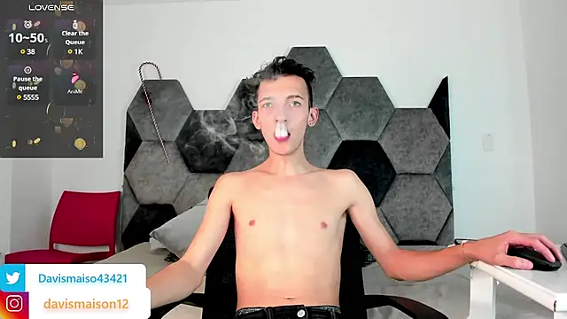 Maisondavis  online show from 01.16.25