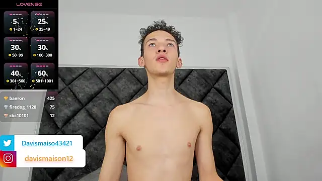 Maisondavis  online show from 02.01.25