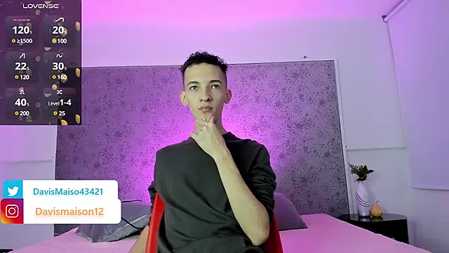 Maisondavis  online show from 02.11.25