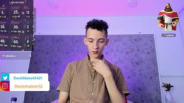 Maisondavis  online show from 02.18.25