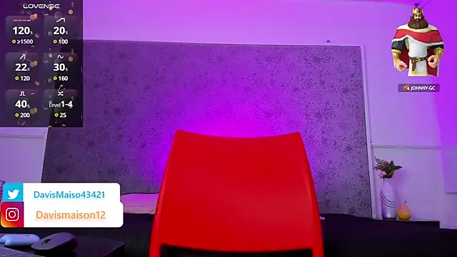 Maisondavis  online show from 02.19.25