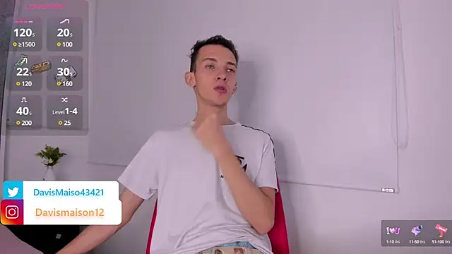 Maisondavis  online show from 03.08.25