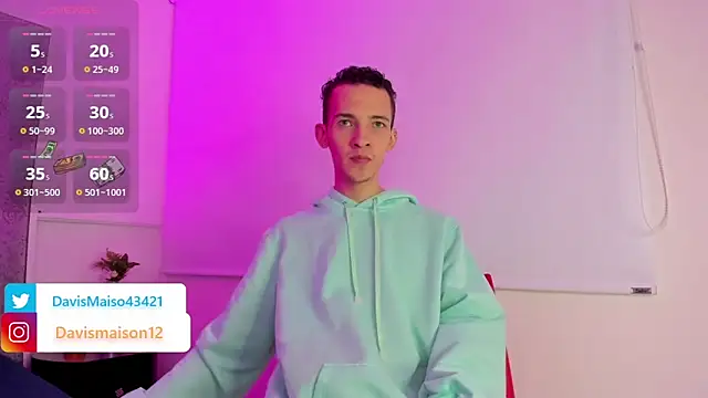 Maisondavis  online show from 03.11.25