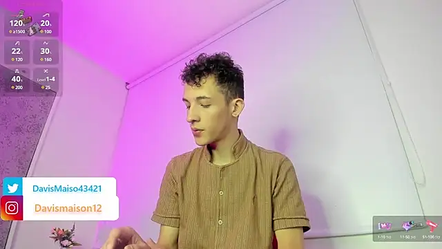 Maisondavis  online show from 03.15.25