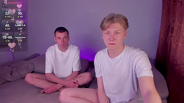 Snapshot of TheMikeSever chatting on 10.30.25 TheMikeSever online show from 10.30.25