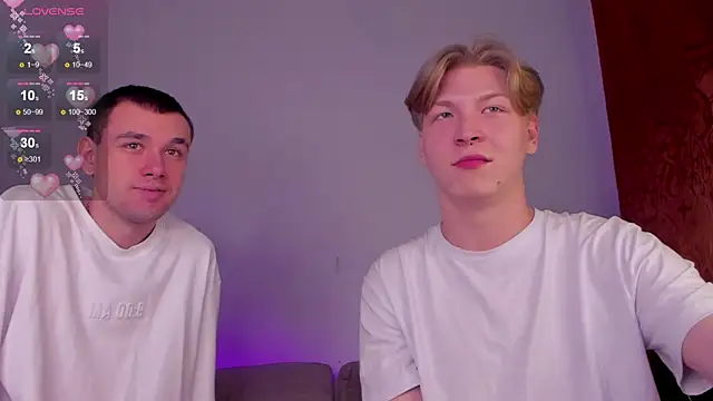 Snapshot of TheMikeSever chatting on 11.06.25 TheMikeSever online show from 11.06.25