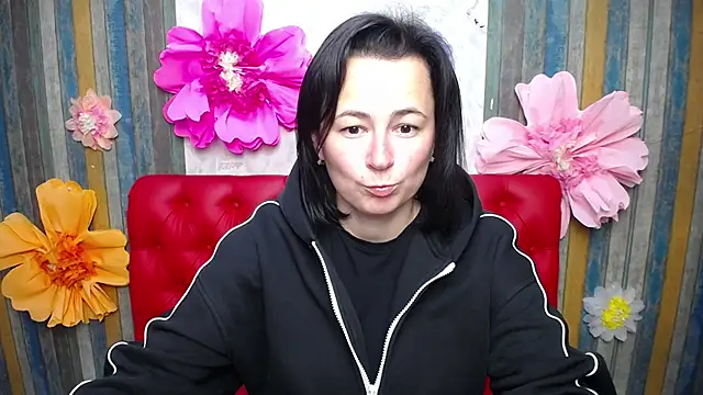 MarieSho online show from 10.12.25