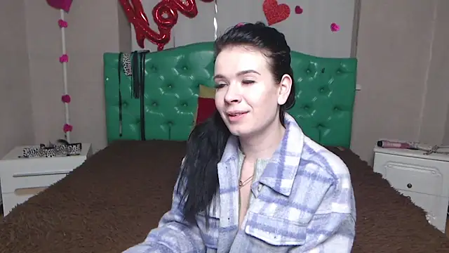 Snapshot of JasmineKouch chatting on 02.07.26 JasmineKouch online show from 02.07.26