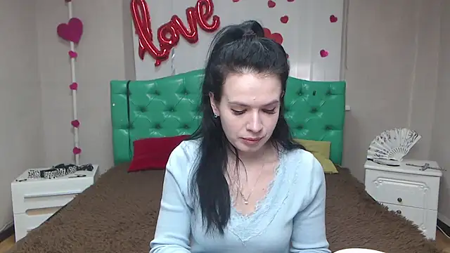 Snapshot of JasmineKouch chatting on 03.01.26 JasmineKouch online show from 03.01.26