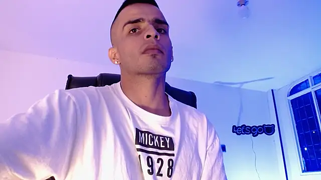 crosnosCarter online show from 03.11.25