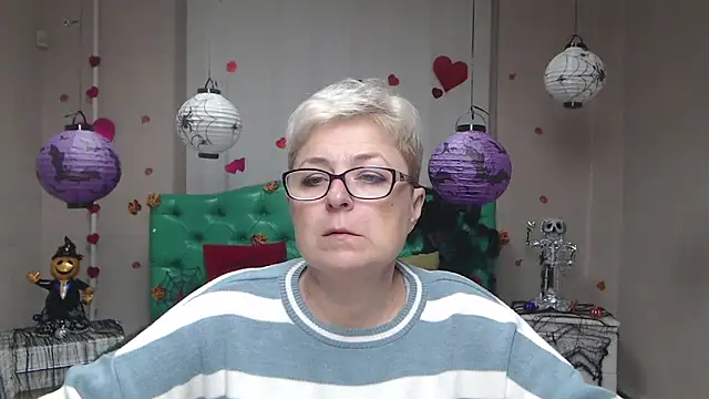 EmiliaGree online show from 10.26.25