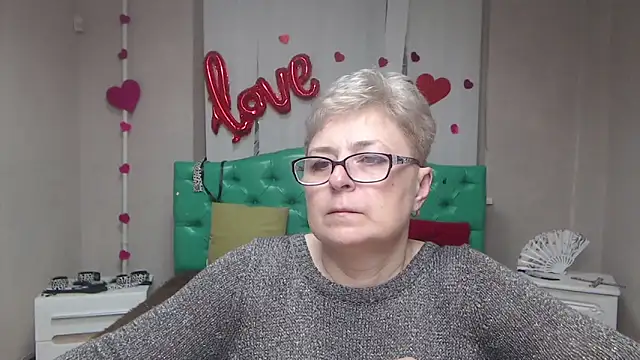 Snapshot of EmiliaGree chatting on 03.20.26 EmiliaGree online show from 03.20.26