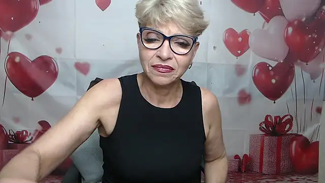Snapshot of EllaBonito chatting on 07.06.26 EllaBonito online show from 07.06.26
