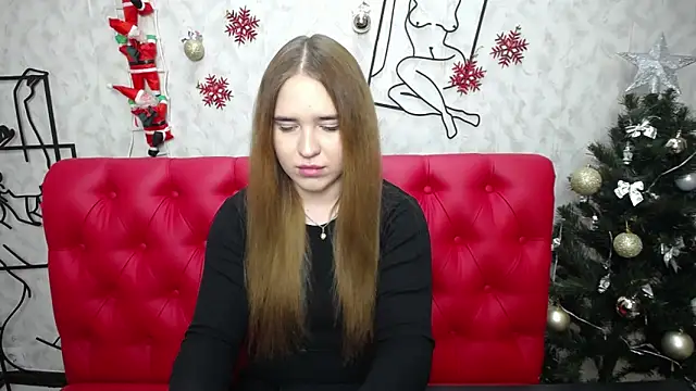 LauraHlot online show from 01.11.25