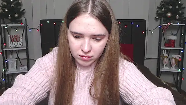 LauraHlot online show from 01.14.25