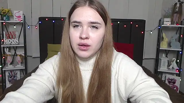 LauraHlot online show from 01.20.25