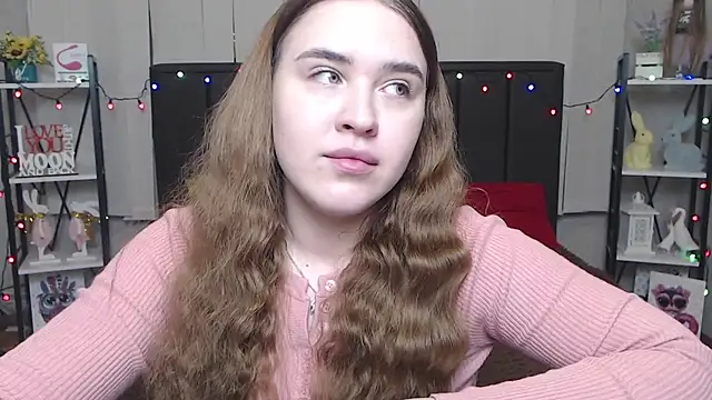 LauraHlot online show from 01.22.25