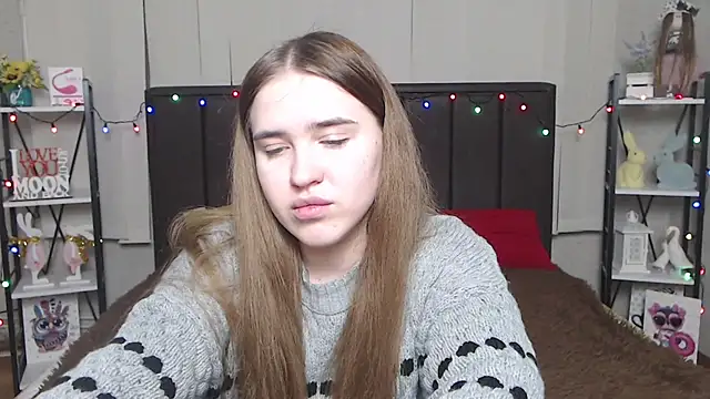 LauraHlot online show from 01.24.25