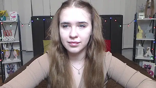 LauraHlot online show from 01.26.25