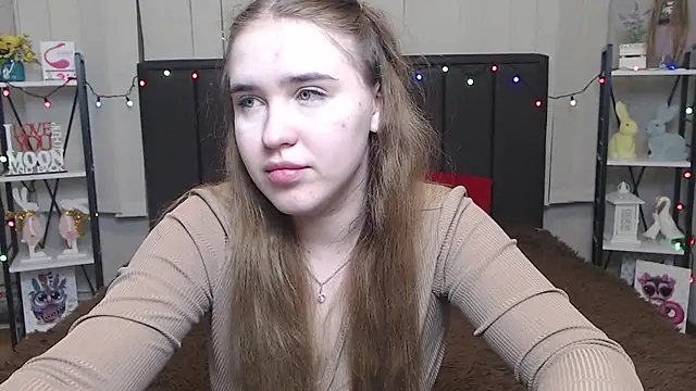 LauraHlot online show from 01.27.25