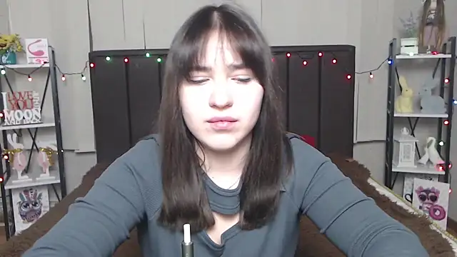 LauraHlot online show from 01.29.25
