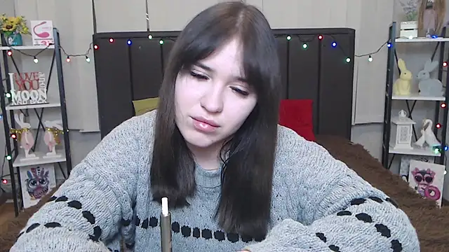 LauraHlot online show from 01.29.25