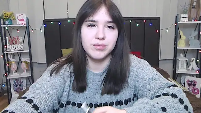 LauraHlot online show from 01.30.25